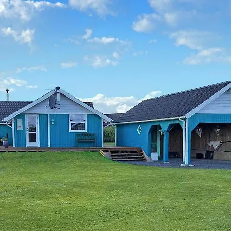 Front In With House Sea View *